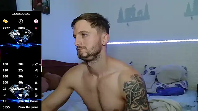 Snapshot of cuple_hoot_ chatting on 10-03-25, 10:00 cuple hoot  online show from 10-03-25, 10:00