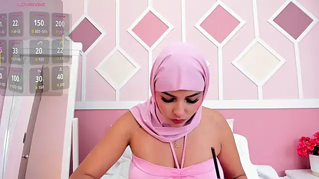 Snapshot of Lea_nahid chatting on 02-10-26, 07:02 Lea nahid online show from 02-10-26, 07:02