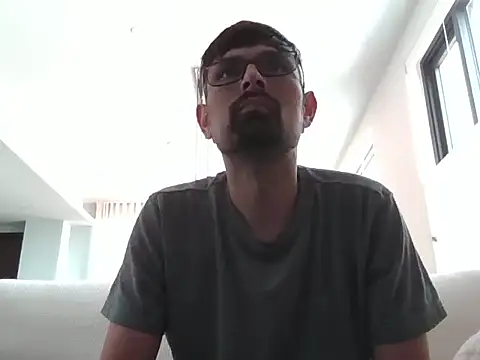 Snapshot of spence204011 chatting on 01-02-25, 08:02 spence204011 online show from 01-02-25, 08:02