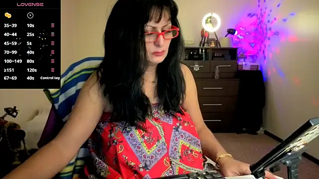 YourDreamLoverr online show from 11-25-25, 11:59