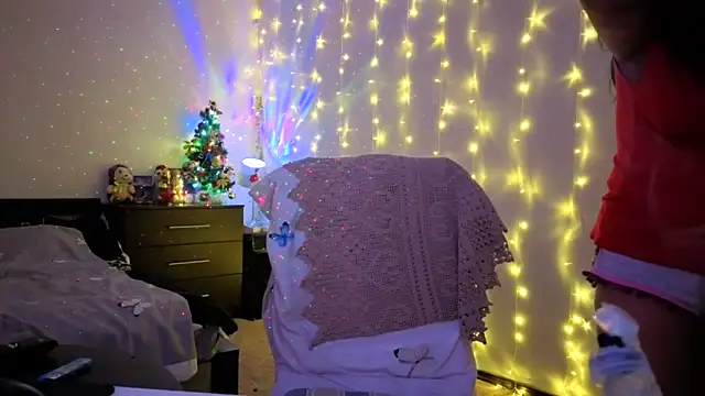 YourDreamLoverr online show from 12-20-25, 12:13