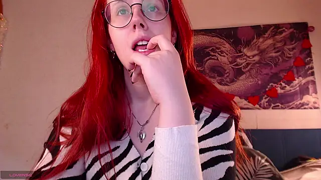 VanessaLincum online show from 05-28-26, 06:54