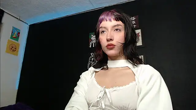 Snapshot of niakat_ chatting on 01-17-25, 06:36 niakat online show from 01-17-25, 06:36