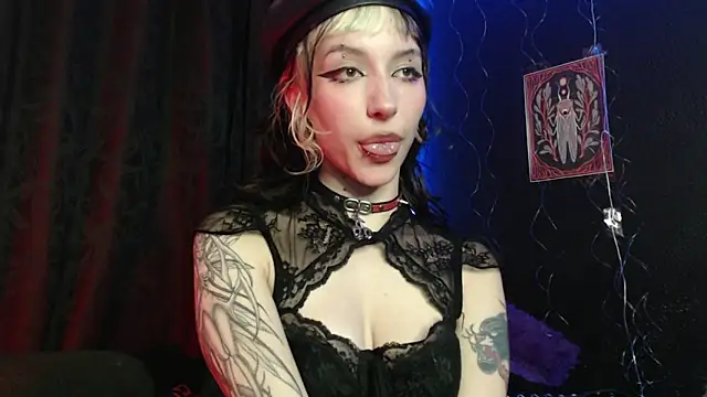 Snapshot of niakat_ chatting on 03-06-25, 08:52 niakat online show from 03-06-25, 08:52