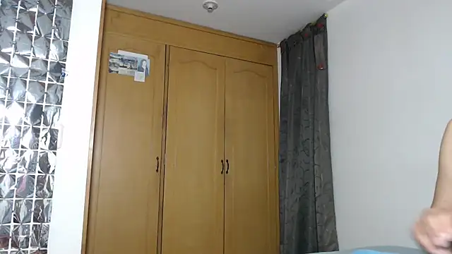 Sharickleon11 online show from 10-17-25, 12:36