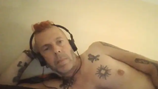 SHARPSkinhead online show from 07-12-26, 09:04
