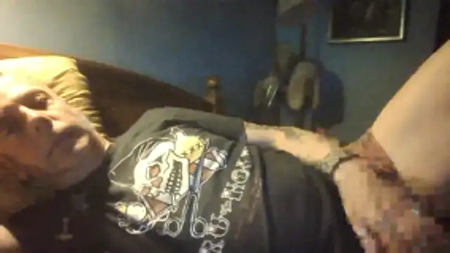 SHARPSkinhead online show from 06-18-26, 10:04