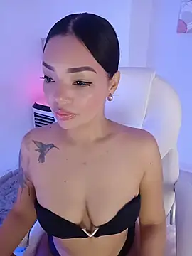 Sara LipsX online show from 12-14-25, 10:04