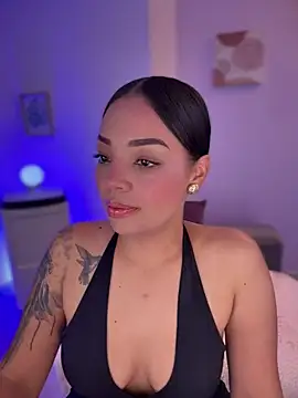 Sara LipsX online show from 05-10-26, 02:48
