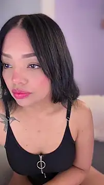 Sara LipsX online show from 03-25-26, 02:01