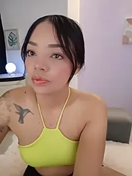 Sara LipsX online show from 04-12-26, 03:21