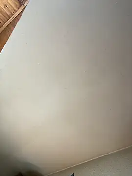 Snapshot of Adrian016 chatting on 12-18-25, 01:59 Adrian016 online show from 12-18-25, 01:59