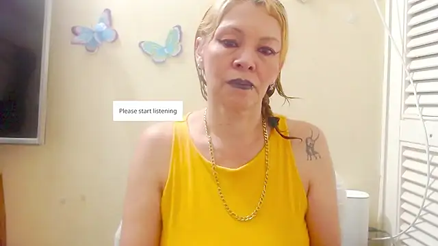 Snapshot of electra-mommy chatting on 09-15-25, 03:07 electra-mommy online show from 09-15-25, 03:07