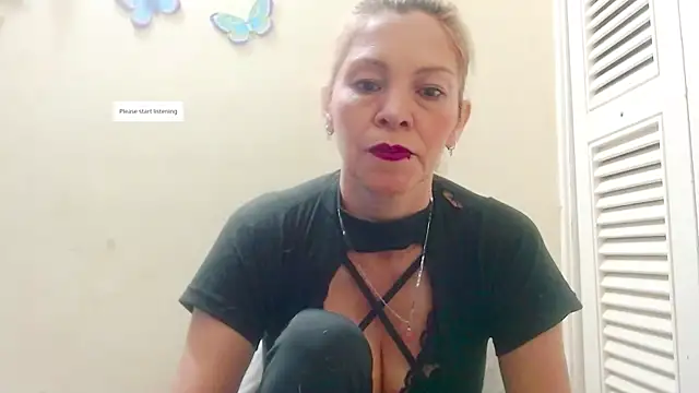 Snapshot of electra-mommy chatting on 10-03-25, 12:17 electra-mommy online show from 10-03-25, 12:17