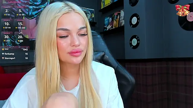 Angel Sapphire  online show from 03-12-25, 04:02