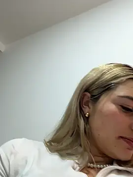 AtheneaRossi online show from 02-22-26, 10:44