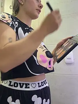 AtheneaRossi online show from 02-21-26, 11:56