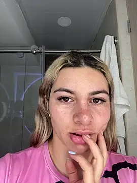 AtheneaRossi online show from 02-23-26, 11:00