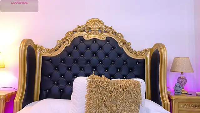 AdelinaVans online show from 04-14-26, 11:26