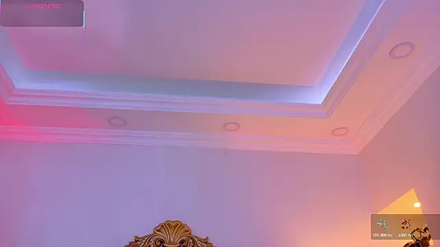 AdelinaVans online show from 06-18-26, 10:42