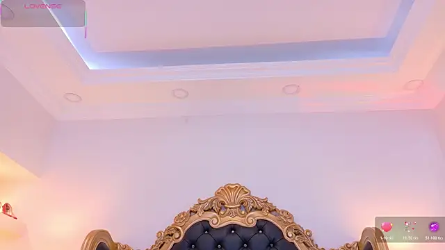 AdelinaVans online show from 11-26-25, 10:59