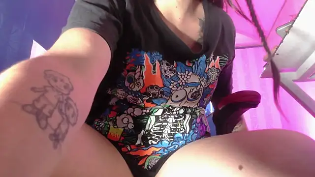 vitoria23  online show from 06-16-26, 02:28