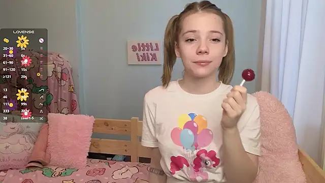 PrincessLittleKiki online show from 10-09-25, 07:09