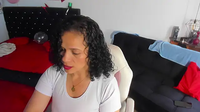 Aliciia cute1 online show from 06-20-26, 09:20