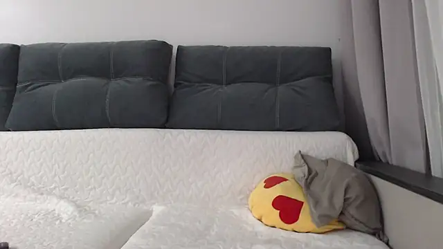  JustmeHere  online show from 05-01-26, 06:46