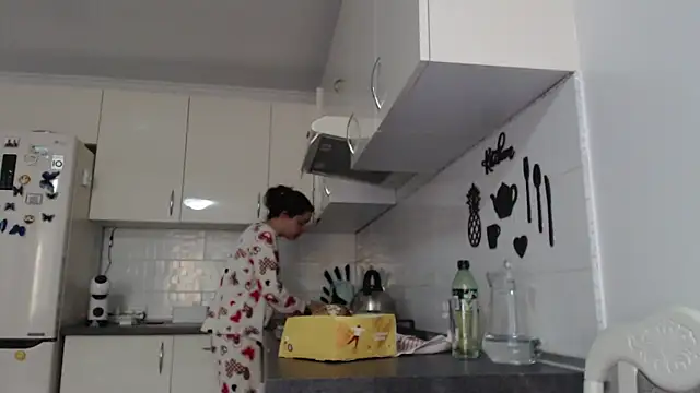  JustmeHere  online show from 11-08-25, 08:29