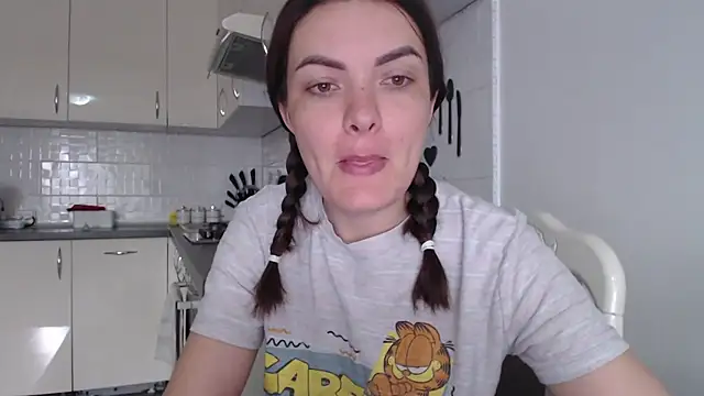  JustmeHere  online show from 11-15-25, 09:02