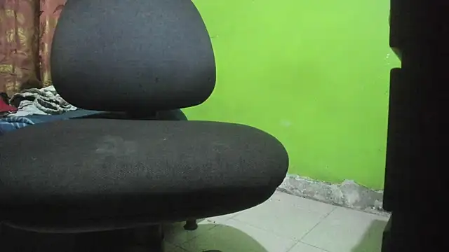 Brenda Smith69 online show from 11-18-25, 09:18