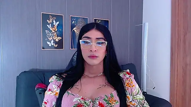 Snapshot of Evelynn_sex_ chatting on 10-12-25, 02:18 Evelynn sex online show from 10-12-25, 02:18
