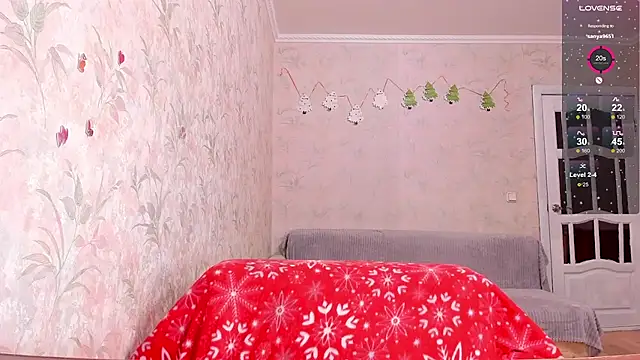 Snapshot of Snowgirl_ chatting on 12-25-24, 10:17 Snowgirl  online show from 12-25-24, 10:17