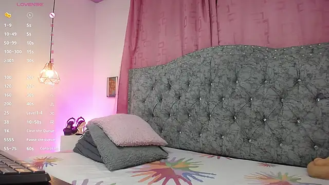 Uzziah Sabag online show from 09-20-25, 01:10