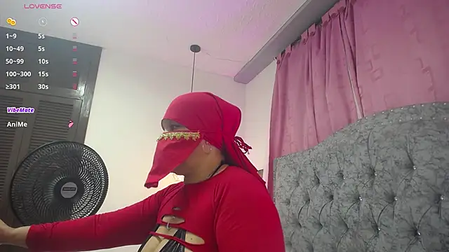 Uzziah Sabag online show from 11-12-25, 01:10