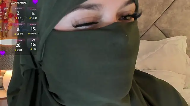 anna-henao online show from 11-20-25, 12:22