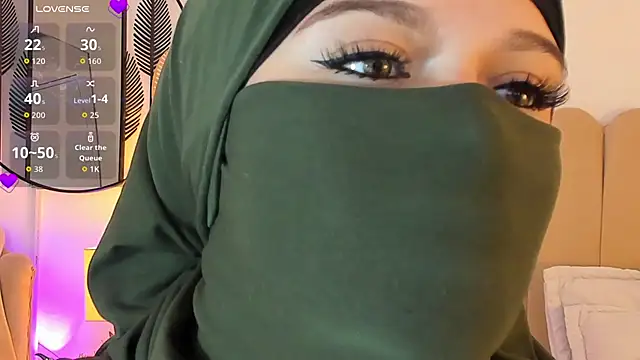 anna-henao online show from 09-10-25, 07:02