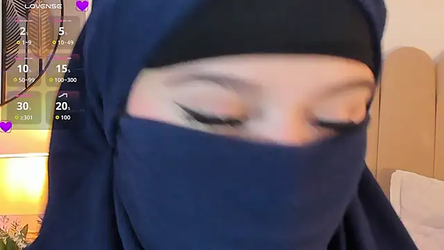 anna-henao online show from 09-18-25, 07:17