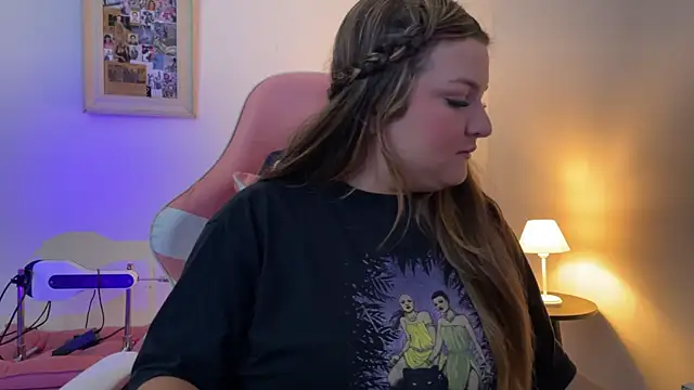 SweetPaige  online show from 12-22-25, 02:06