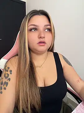 SweetPaige  online show from 05-26-26, 12:14