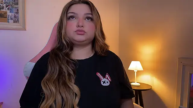 SweetPaige  online show from 11-30-25, 04:19