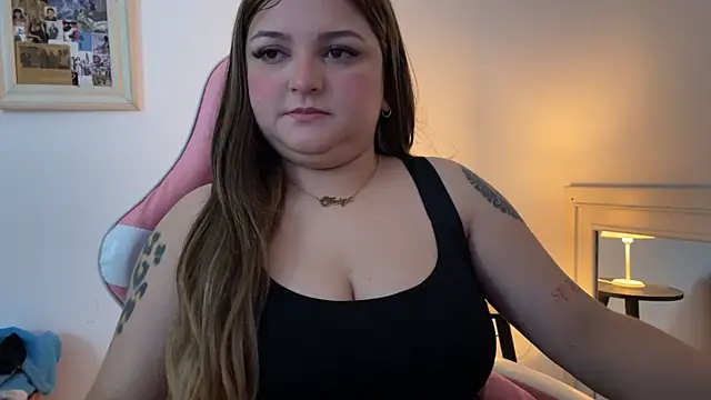 SweetPaige  online show from 11-28-25, 12:49