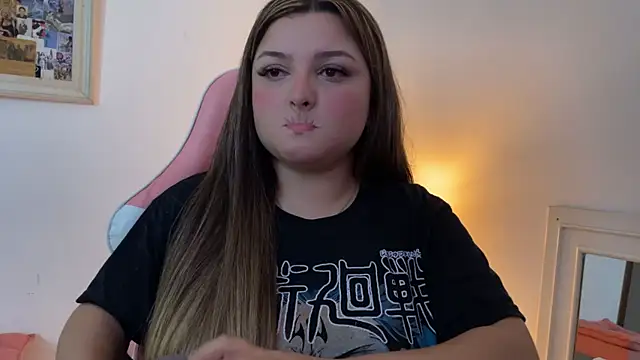 SweetPaige  online show from 12-02-25, 05:47