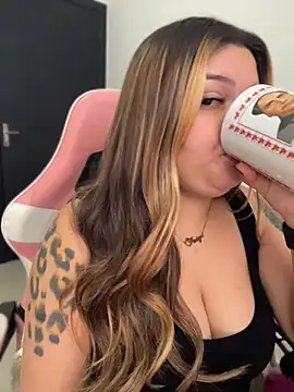 SweetPaige  online show from 06-01-26, 11:43