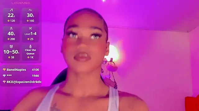 Snapshot of naomy__xx chatting on 01-13-26, 08:07 naomy xx online show from 01-13-26, 08:07