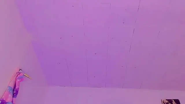 Snapshot of naomy__xx chatting on 10-31-25, 05:09 naomy xx online show from 10-31-25, 05:09