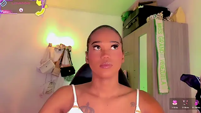 naomy  xx online show from 05-27-26, 11:12