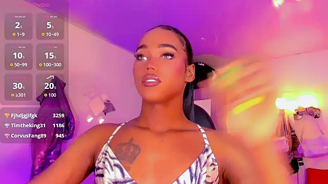 naomy  xx online show from 05-06-26, 07:12