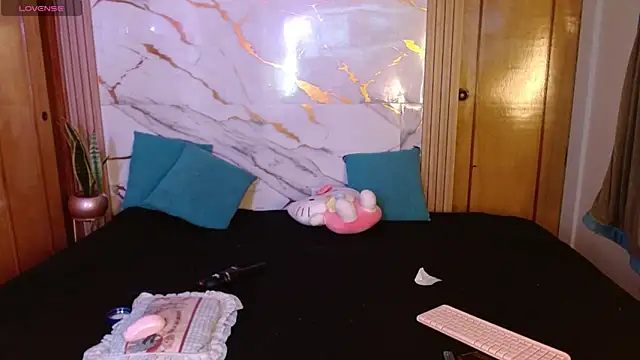kittycatw online show from 06-02-26, 08:58